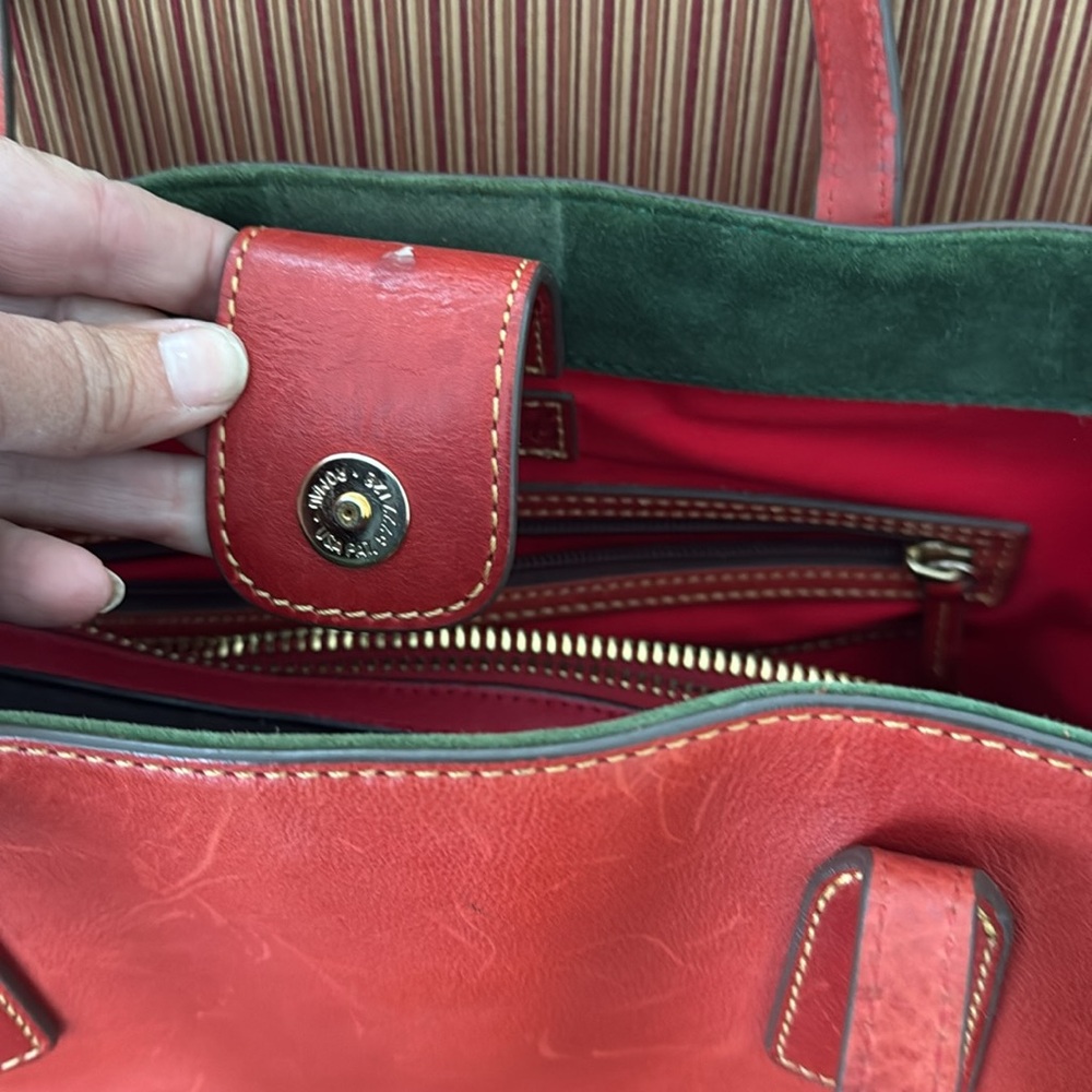 Vintage Dooney & Bourke Florentine Russell Tote - Picture 4 of 10